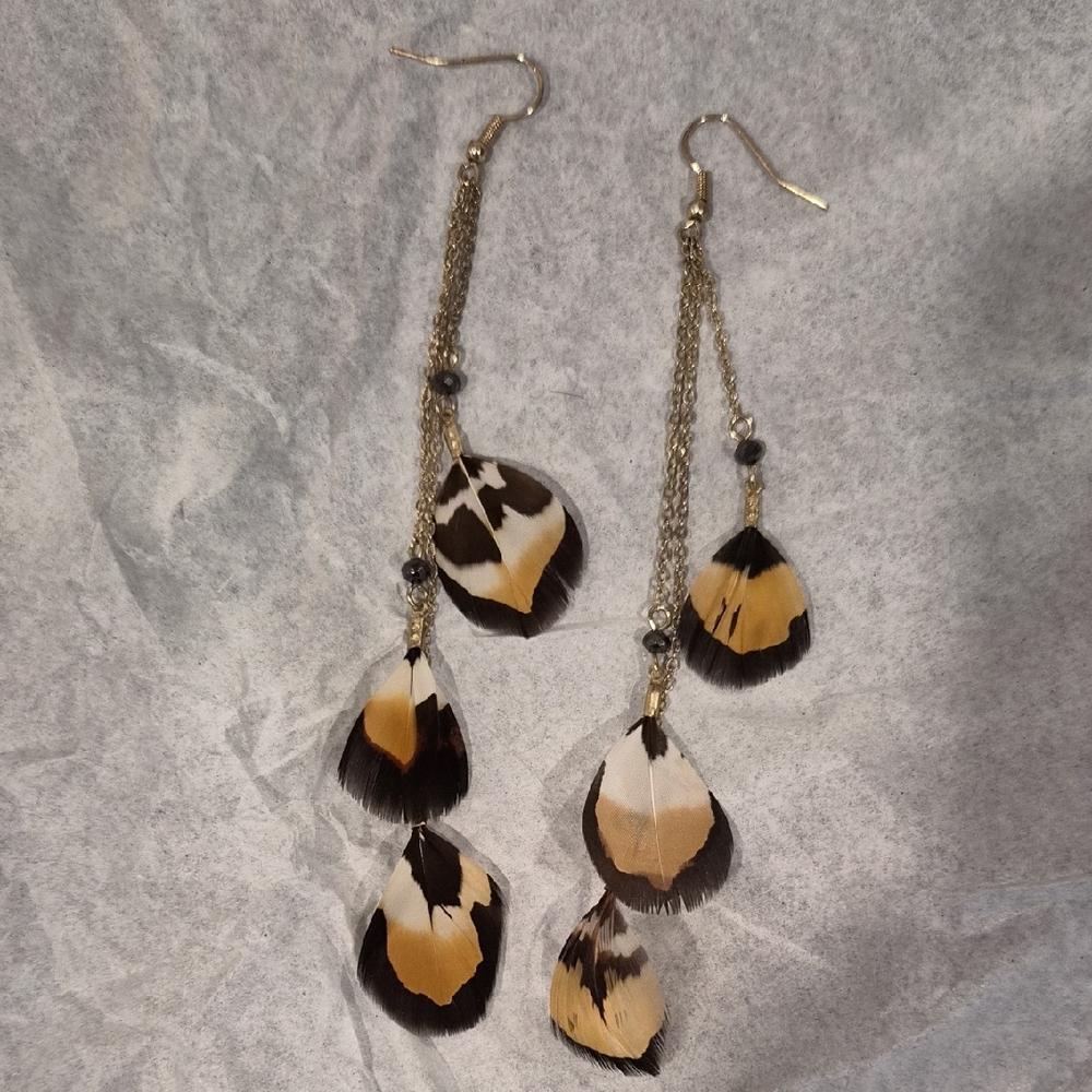 Elegant Feather Drop Earrings